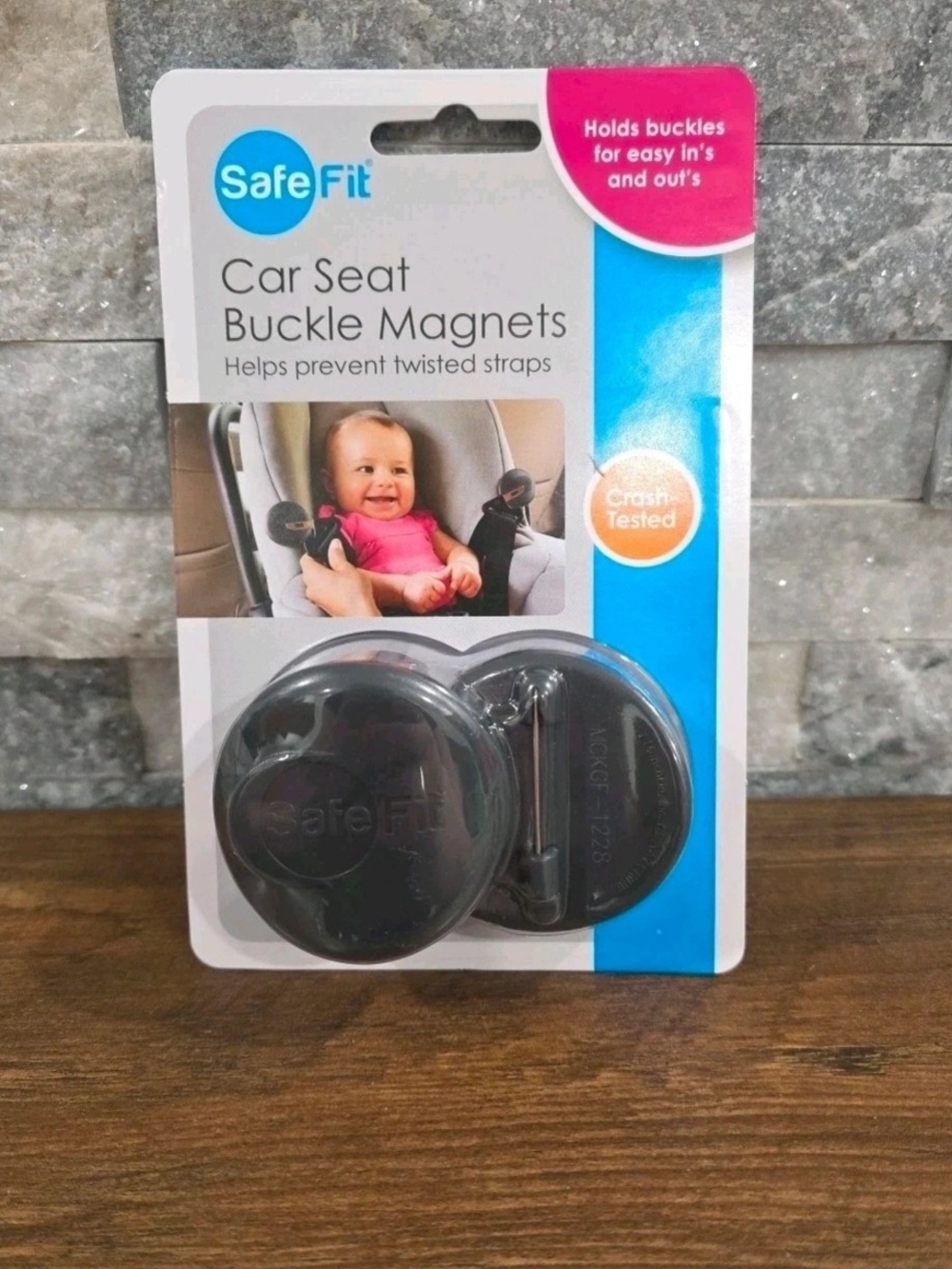 Black Car Seat Buckle Magnets - Easy Buckle Access